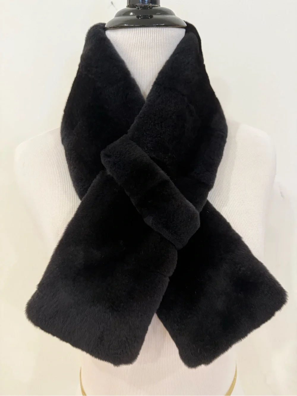 Black Sheared Mink Fur Scarf - Women's Winter Neck Warmer